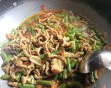 Foto langkah ke 5 dari resep Eseng-Eseng Usus Lombok Ijo.