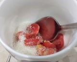 Foto langkah ke 2 dari resep Wedang tomat cerry.