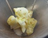 Foto del paso 1 de la receta: Piña colada 🍍