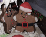 Foto del paso 2 de la receta: Mi casita de jengibre!! Con mucho chocolate,glasé y mucho color!!🧑‍🎄🧑‍🎄🎄🎄🎁🎇🎇