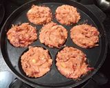 A picture of step 3 of Chana Dal veg appam.