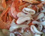 Foto del paso 1 de la receta: Paella marinera con tirabeques