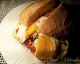 Foto del paso 12 de la receta Hamburguesa XXL rellena de queso, con tomate y huevo