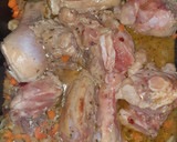 Foto del paso 2 de la receta: Ñoquis de Papa con Salsa  de Pollo -Nhoque de coxa de frango
