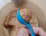 Foto del paso 2 de la receta: Galletas de avena y cerezas con carozo ("hueso") 🍒