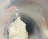 A picture of step 1 of Meethi lassi.