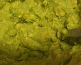Foto del paso 1 de la receta: Tostas de aguacate con Philadelphia