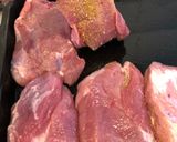 Foto del paso 1 de la receta: Cerdo a la pimienta de limón y romero