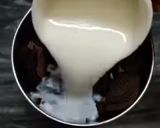 A picture of step 1 of Oreo Walnut cake.