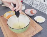 A picture of step 3 of Easy Fluffy Soufflé Omelette.