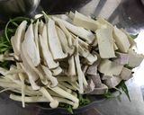 Hình bước làm 1 của món Lẩu chao