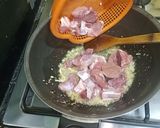 A picture of step 1 of Mutton masala.