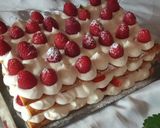 Foto del passaggio 5 della ricetta Millefoglie fragole e lamponi