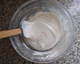 Foto del paso 2 de la receta: Glasé real para decorar cookies
