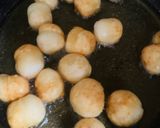 Foto langkah ke 3 dari resep Doghnut takaran sendok.