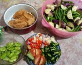 Foto langkah ke 1 dari resep Bumbu Oseng Kuah santan Terong, Pete, dan Tahu Pong.