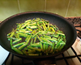 Foto del paso 1 de la receta: Espárragos trigueros revueltos con ajo y huevo