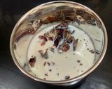 A picture of step 2 of Dates Milkshake.