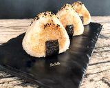 صورة لخطوة 7 من وصفة أرز بالتونة 🍙 Onigiri
