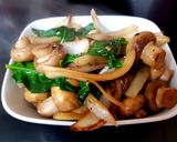 A picture of step 2 of Sautèed Mushrooms & Onion. 😁.