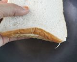 Gambar langkah 3 resipi Roti bakar kaya.