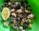 Foto langkah ke 1 dari resep Oseng Mercon Keong/Siput.