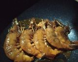 Foto langkah ke 6 dari resep Udang Bakar Madu (Teflon).