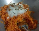 A picture of step 1 of Gajar halwa.