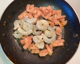Foto del paso 4 de la receta: Noodles con costilla de cerdo y gambas!🥡🥢