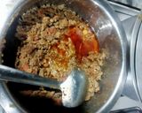 A picture of step 4 of Qeemah Bhari Shimlah Mirch.