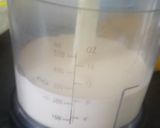 A picture of step 1 of Honey sweetened double Cream and cream cheese.
