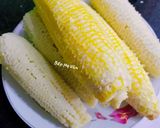 Hình bước làm 2 của món Chè Bắp Đường Phèn