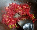 A picture of step 4 of Stuffed Shimla Mirch.