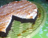 صورة لخطوة 6 من وصفة كيكة الشوكولاتة والكراميل 🥧