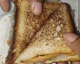 A picture of step 7 of Aloo sandwich.