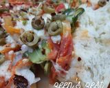 A picture of step 5 of Cheese Crust Veg Pizza.