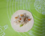 Foto langkah ke 6 dari resep Pastel Bihun Ayam.