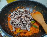 Foto langkah ke 4 dari resep Nasi Bakar Suwir Tongkol Pedas.