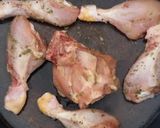 Foto del paso 1 de la receta: Pollo con Champiñones y tostadas de plátano