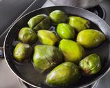 Foto del paso 2 de la receta: Brevas en almíbar🍯🥮🍧