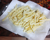 Foto del paso 5 de la receta: Solomillo a la plancha con papas fritas y ensalada