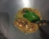 Foto langkah ke 2 dari resep Sayur kluweh mix koro bumbu kuning.