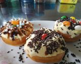 Foto langkah ke 4 dari resep Donut menul irit tanpa telor,cocok untuk bakulan.
