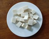 Hình bước làm 2 của món Canh đậu hủ cá - cà chua trứng