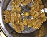 வால்நட் ஸ்டப்டு ஸ்வீட் பவுச் (Walnut Stuffed Sweet Pouch Recipe in Tamil) ரெசிபி ஸ்டேப் 2 புகைப்படம்