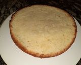Foto del paso 5 de la receta: Bizcochuelo fácil para decoración de tortas