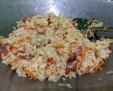 Foto langkah ke 6 dari resep Nasi Goreng Spesial Cabai Merah.