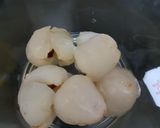 Foto langkah ke 1 dari resep Es Teh Leci.