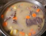 Foto langkah ke 5 dari resep Sop Iga Kacang Merah.