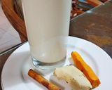 Foto langkah ke 1 dari resep Turmeric Latte.